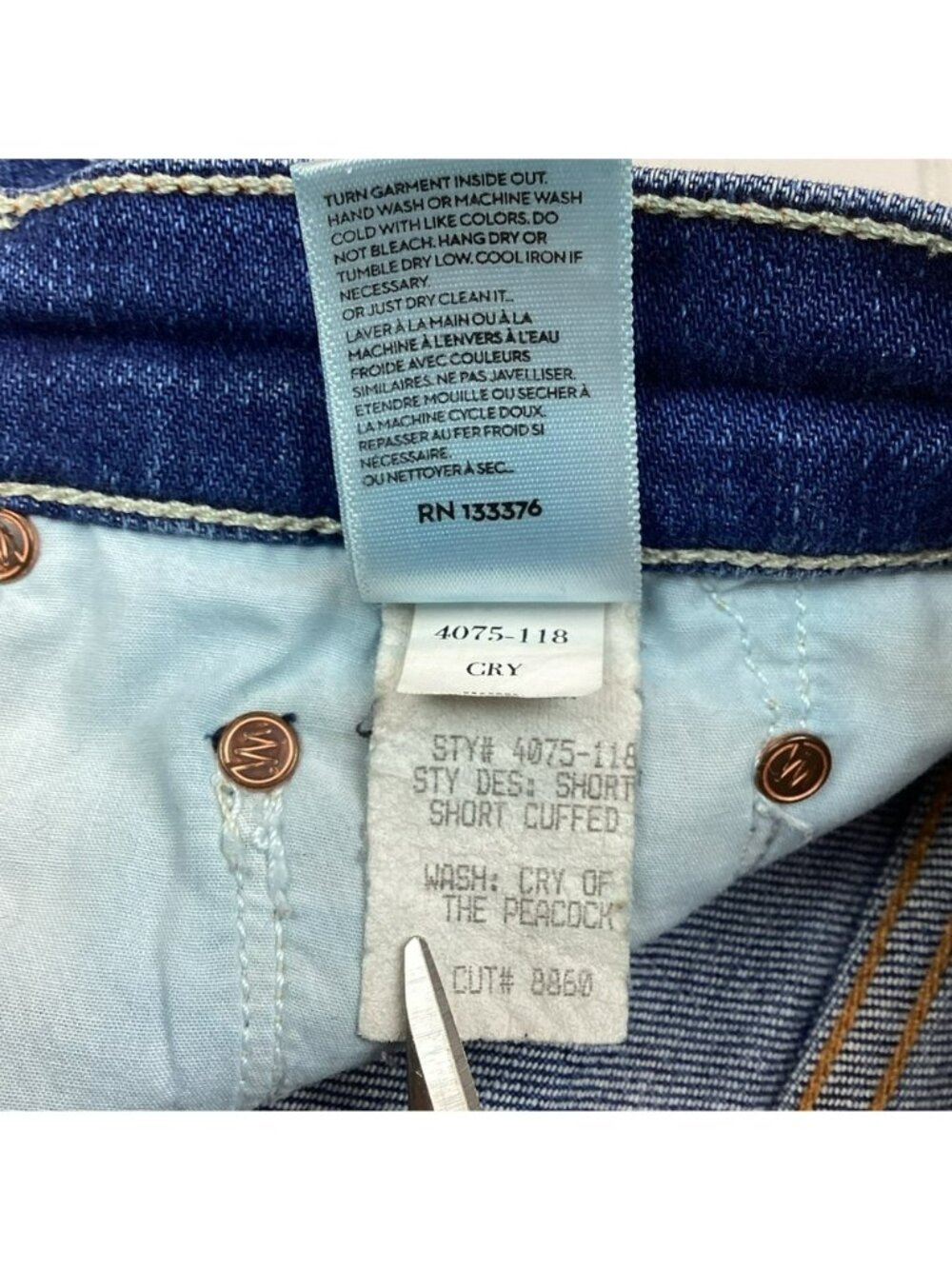 Mother Short Short Cuffed Short Blue 24 "Cry of the Peacock" - Picture 10 of 12